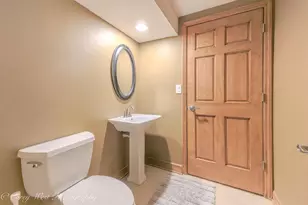 3049 Renard Ln, Saint Charles, IL 60175 - Photo 17