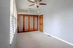 913 Oakland Ave, Joliet, IL 60435 - Photo 7