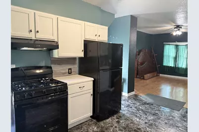 318 E 5th Street, Spring Valley, IL 61362 - Photo 7