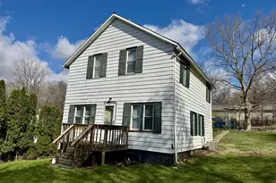 318 E 5th St, Spring Valley, IL 61362 - Photo 1