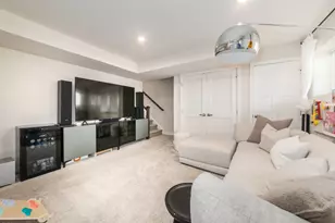 776 Rockwell Ln, Des Plaines, IL 60016 - Photo 27