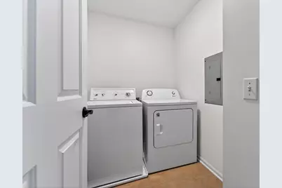 129 S Curtis Street #1121, Lake Geneva, WI 53147 - Photo 13