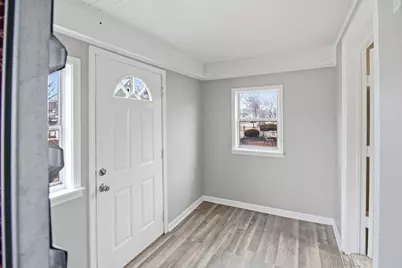 107 N State Street, Aurora, IL 60505 - Photo 3