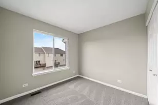 512 Lincoln Station Dr, Oswego, IL 60543 - Photo 11