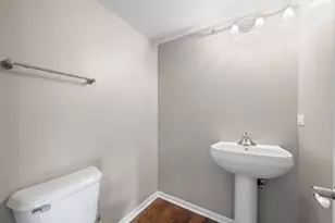 512 Lincoln Station Dr, Oswego, IL 60543 - Photo 7