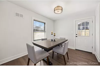 22W080 Valleyview Drive, Glen Ellyn, IL 60137 - Photo 5