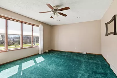 3215 53rd Street, Moline, IL 61265 - Photo 7