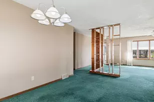 3215 53rd St, Moline, IL 61265 - Photo 11