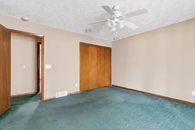 3215 53rd Street, Moline, IL 61265 - Photo 17