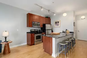 565 W Quincy St, Chicago, IL 60661 - Photo 9