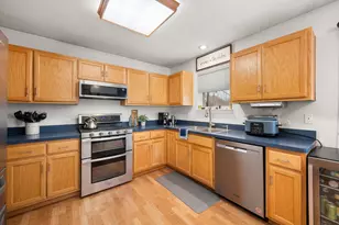 1277 Ryan Ct, Dekalb, IL 60115 - Photo 17