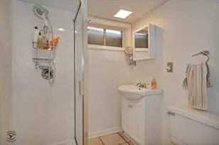 591 S Charlotte St, Lombard, IL 60148 - Photo 21