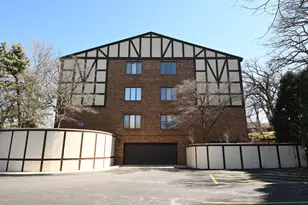 7737 W Golf Dr, Palos Heights, IL 60463 - Photo 15