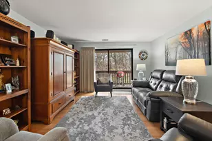 7737 W Golf Dr, Palos Heights, IL 60463 - Photo 9