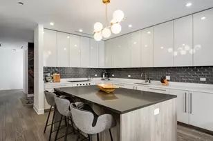 403 N Wabash Ave, Chicago, IL 60611 - Photo 5