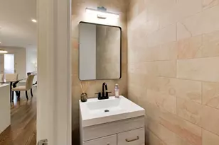 3407 N Bell Ave, Chicago, IL 60618 - Photo 9