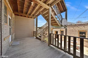 3736 N Whipple St, Chicago, IL 60618 - Photo 9