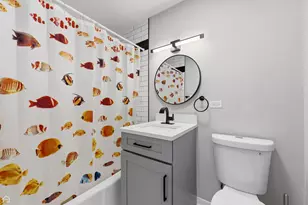 1700 E 56th St, Chicago, IL 60637 - Photo 9