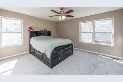 368 S Litchfield Drive, Round Lake, IL 60073 - Photo 17