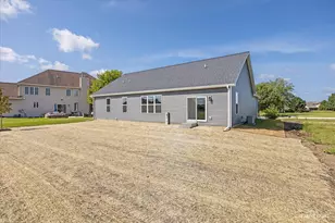 1105 Secretariat Dr, Genoa, IL 60135 - Photo 27
