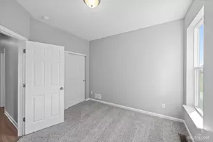 1105 Secretariat Dr, Genoa, IL 60135 - Photo 11