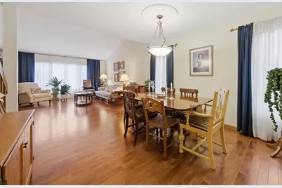 312 Brookdale Drive #A, Bloomingdale, IL 60108 - Photo 3