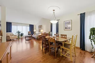 312 Brookdale Dr, Bloomingdale, IL 60108 - Photo 3