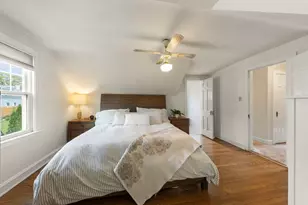 919 N President St, Wheaton, IL 60187 - Photo 13