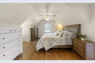 919 N President Street, Wheaton, IL 60187 - Photo 19