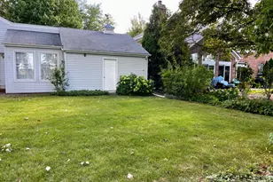 2546 Laurel Ln, Wilmette, IL 60091 - Photo 11