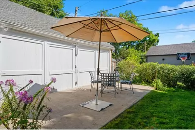 2729 Lawndale Avenue, Evanston, IL 60201 - Photo 29