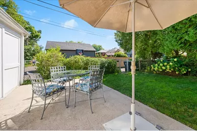 2729 Lawndale Avenue, Evanston, IL 60201 - Photo 31