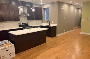 2719 W Augusta St, Chicago, IL 60622 - Photo 5