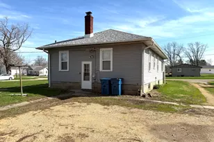 302 W Division St, Amboy, IL 61310 - Photo 5