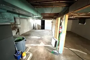 302 W Division St, Amboy, IL 61310 - Photo 21