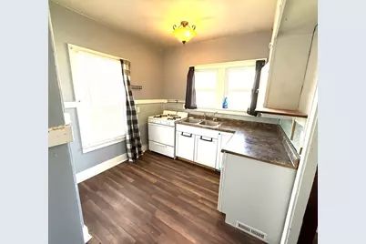 302 W Division Street, Amboy, IL 61310 - Photo 13