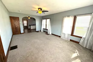 302 W Division St, Amboy, IL 61310 - Photo 9