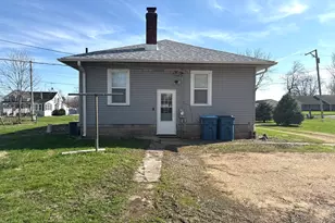 302 W Division St, Amboy, IL 61310 - Photo 7