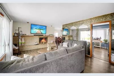 131 Village Drive, Northlake, IL 60164 - Photo 19