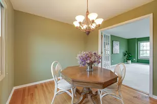 6952 Revere Ct, Gurnee, IL 60031 - Photo 9