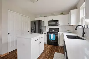 11830 Blue Bayou Dr, Huntley, IL 60142 - Photo 5