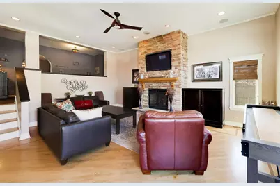 6548 N Oliphant Avenue, Chicago, IL 60631 - Photo 13