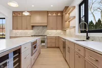 1100 Lois Avenue, Park Ridge, IL 60068 - Photo 3