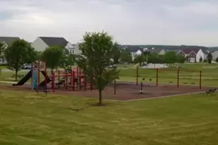 8412 Sawyer Ct, Joliet, IL 60431 - Photo 35