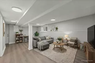 5252 N Mulligan Ave, Chicago, IL 60630 - Photo 11