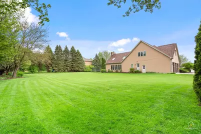 601 Ridgelawn Trail, Batavia, IL 60510 - Photo 39