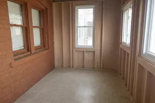 2625 N 74th Ct, Elmwood Park, IL 60707 - Photo 11