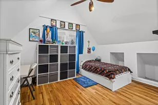 5226 W Eddy St, Chicago, IL 60641 - Photo 25