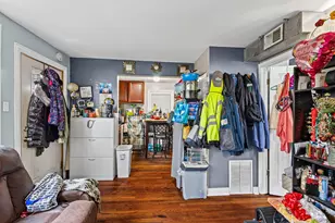 5226 W Eddy St, Chicago, IL 60641 - Photo 39