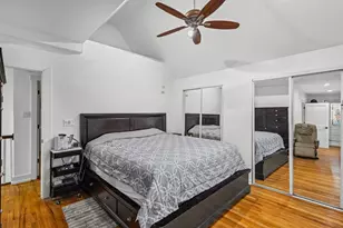 5226 W Eddy St, Chicago, IL 60641 - Photo 21